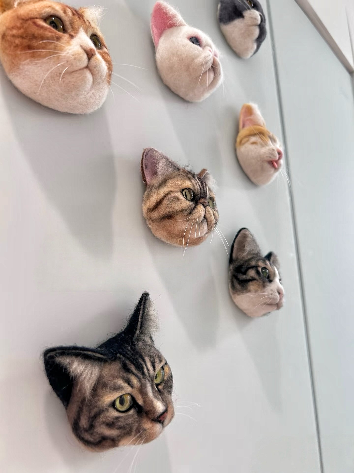 Custom 3D Felted Pet Magnet: Handcrafted Wool Fridge Art - Photo 6